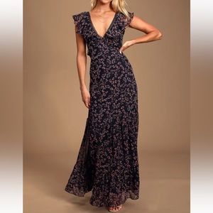 Like new - Lulus Darling Daydream Maxi Dress